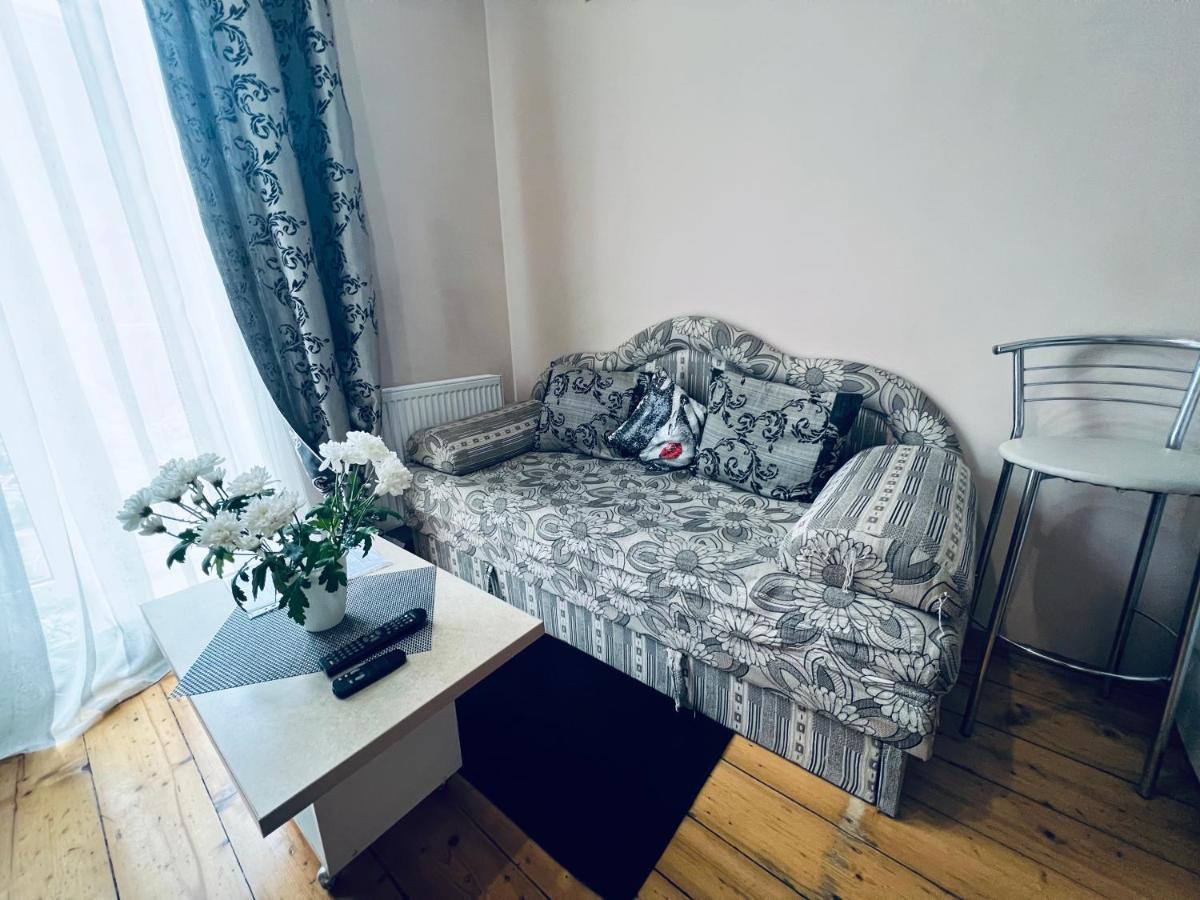 Apartment In The City Center Mini İvano-Frankivsk Dış mekan fotoğraf