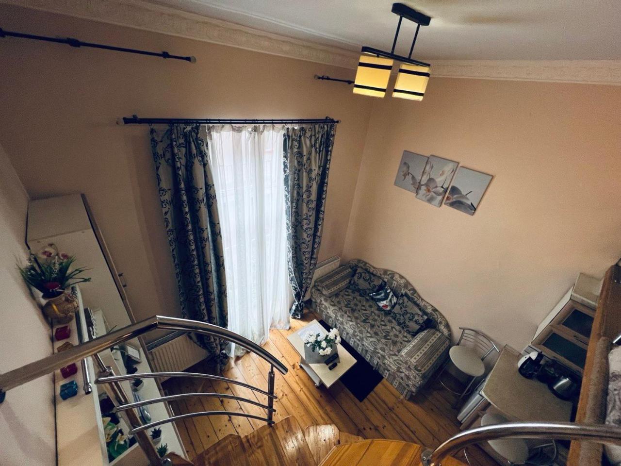 Apartment In The City Center Mini İvano-Frankivsk Dış mekan fotoğraf