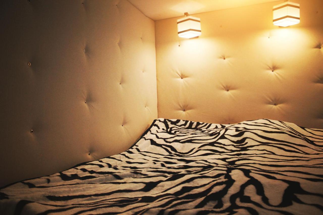 Apartment In The City Center Mini İvano-Frankivsk Dış mekan fotoğraf